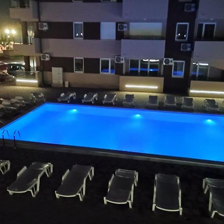 Apartment With Pool Veliko Gradište Buitenkant foto